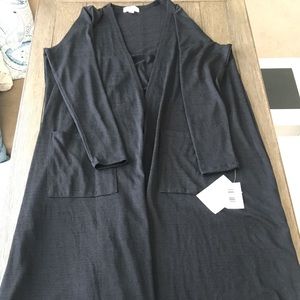 NWT Lularoe Black Sarah Cardigan Size Medium